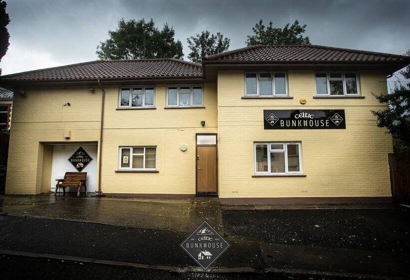 Общежитие Celtic House