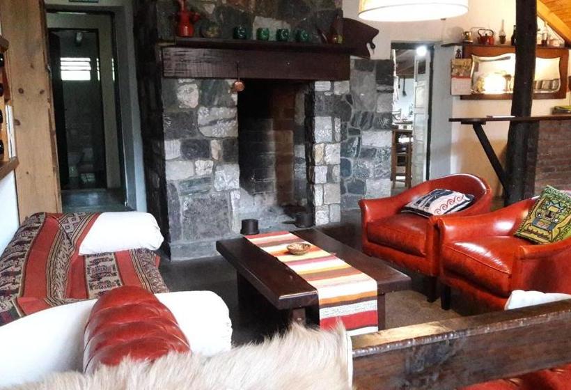 הוסטל Estancia San Miguel