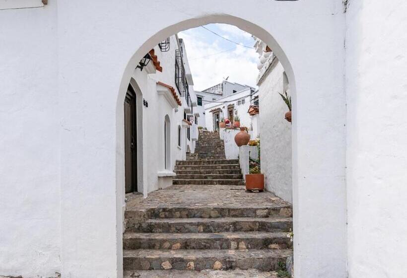 Aldea Bella Boutique