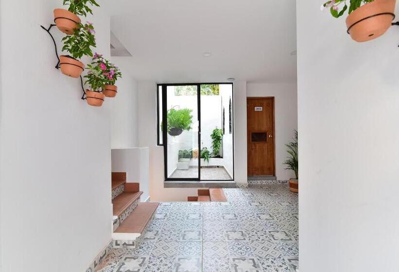 Aldea Bella Boutique