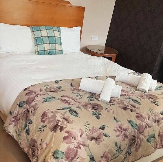 Хостел The Antelope At Upavon