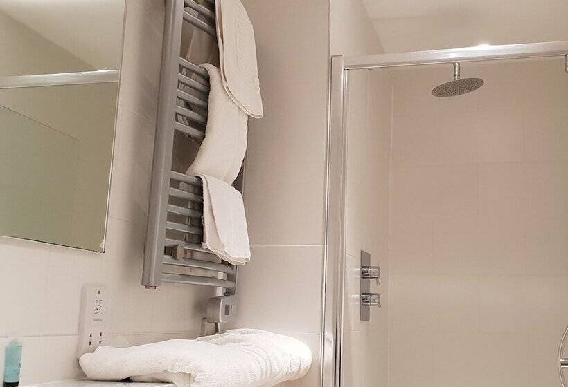 Хостел The Antelope At Upavon