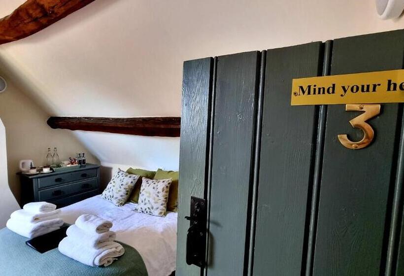 Antlers Bed And Breakfast