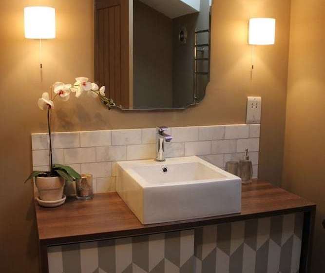 Bed and Breakfast Hayeswood Lodge Luxury Accommodation