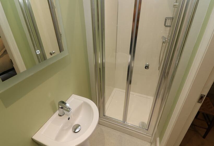 민박 Inglenook Guest House