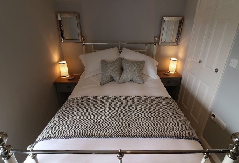 민박 Inglenook Guest House