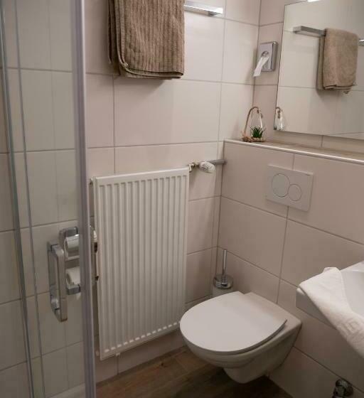 민박 Landgasthof Mörsbergei