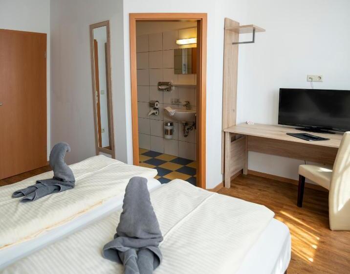 민박 Landgasthof Mörsbergei