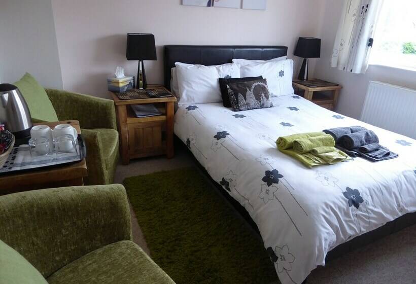 Bed and Breakfast Mayfields Guest House