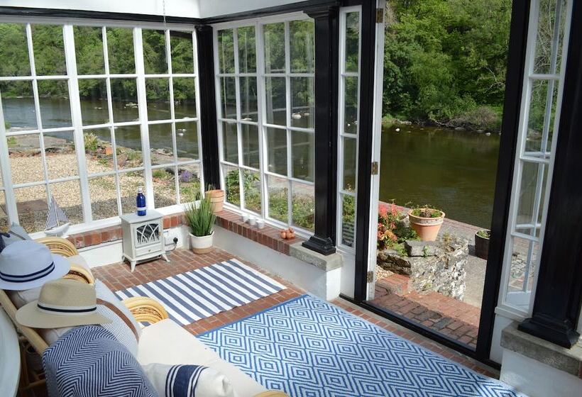 住宿加早餐  Pwll Y Faedda