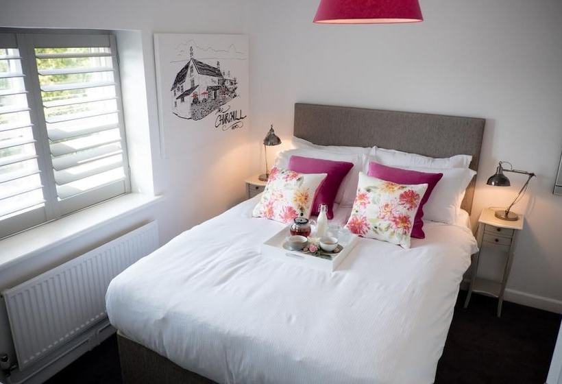 Bed and Breakfast The Churchill Arms