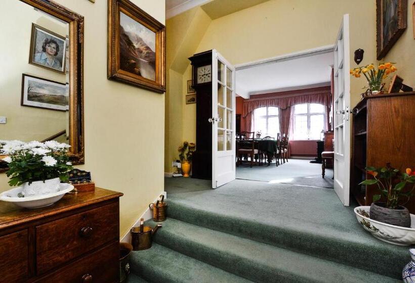 צימר The Old School