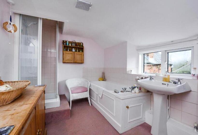 צימר The Old School