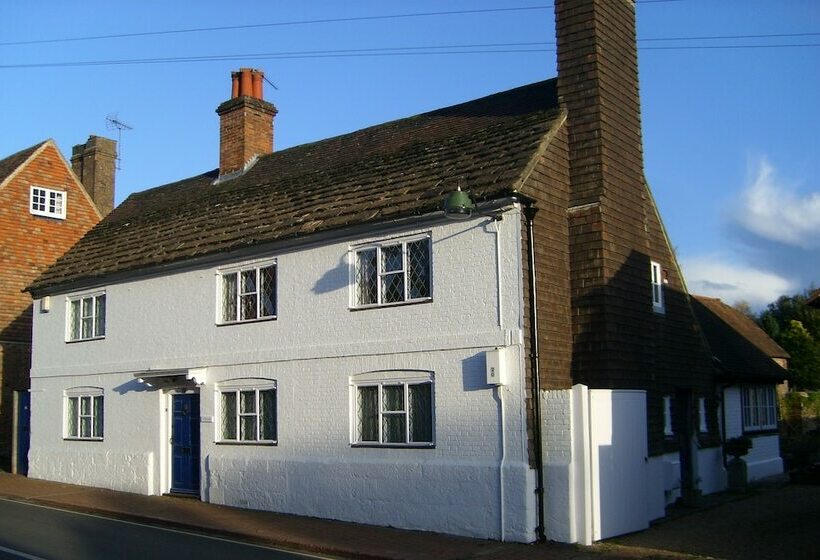 مبيت وإفطار The Pilstyes