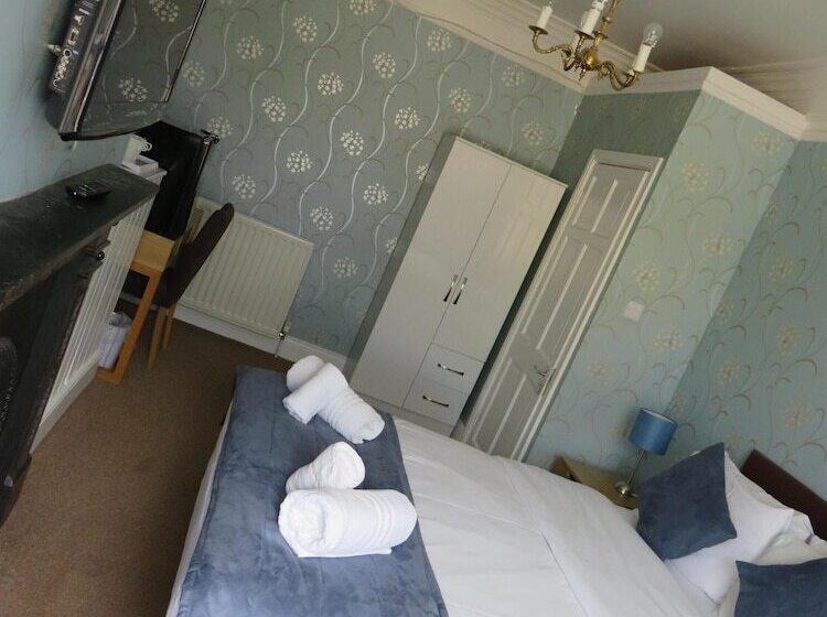 مبيت وإفطار The Queens Arms Hotel Acomb