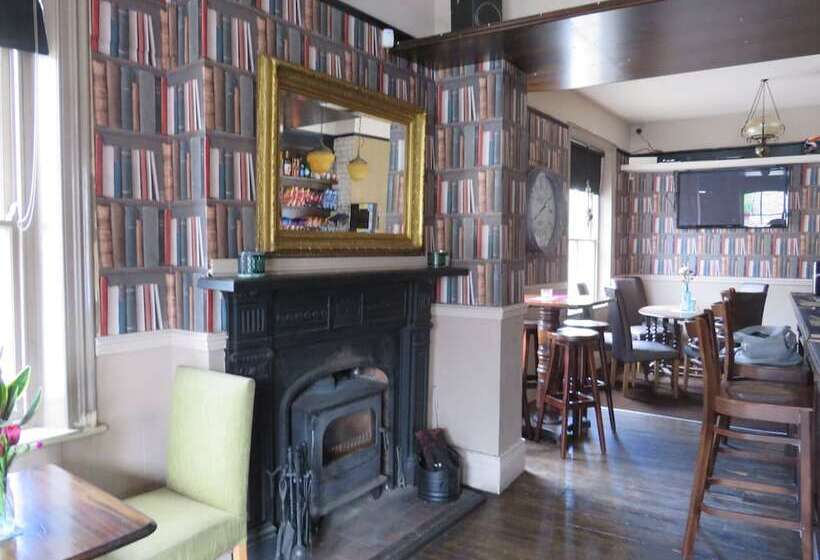 مبيت وإفطار The Queens Arms Hotel Acomb