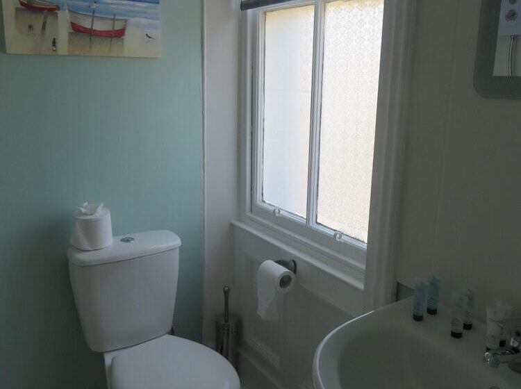 مبيت وإفطار The Queens Arms Hotel Acomb