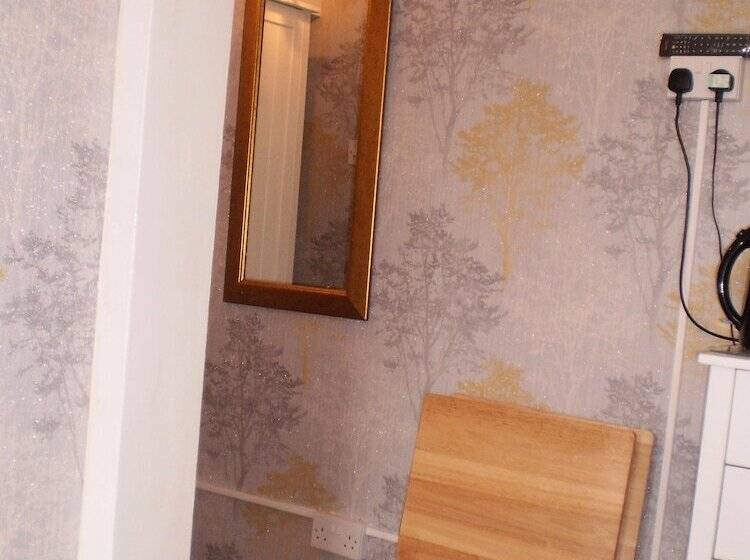 ベッドアンドブレックファースト The Sportsmans Lodge