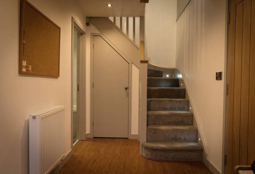 Cart House   Stunning Cottage   Axbridge