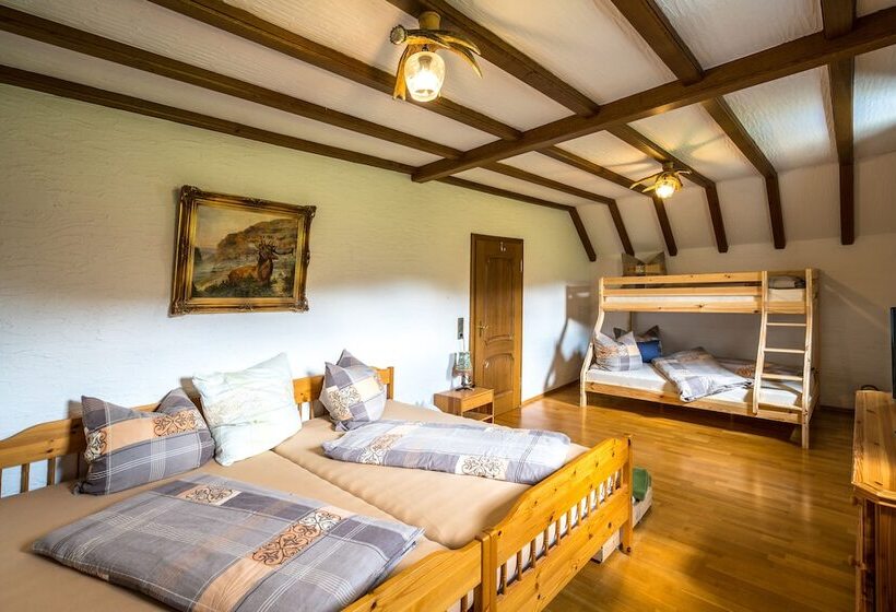 Ferienhaus Stift Ennenbach