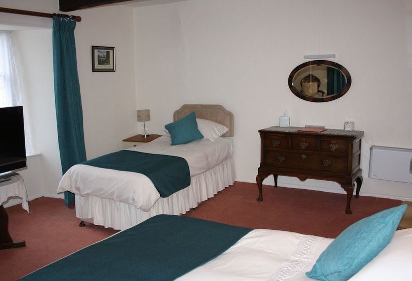 Half Moon Inn