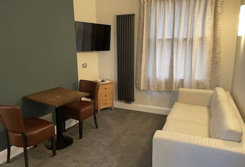 فندق فئة نجمة واحدة Limes Apartments