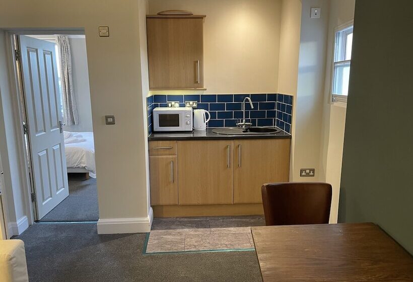 فندق فئة نجمة واحدة Limes Apartments