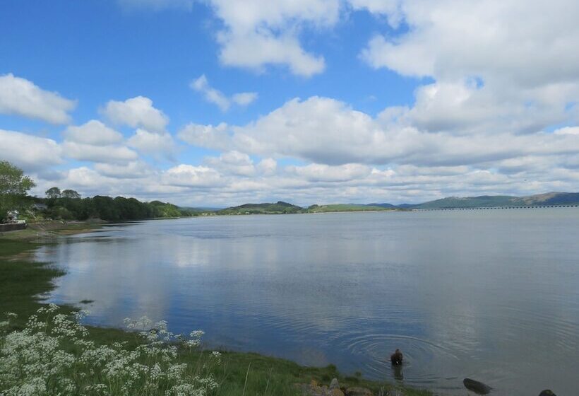 Хостел The Bay Horse Hotel And Restaurant