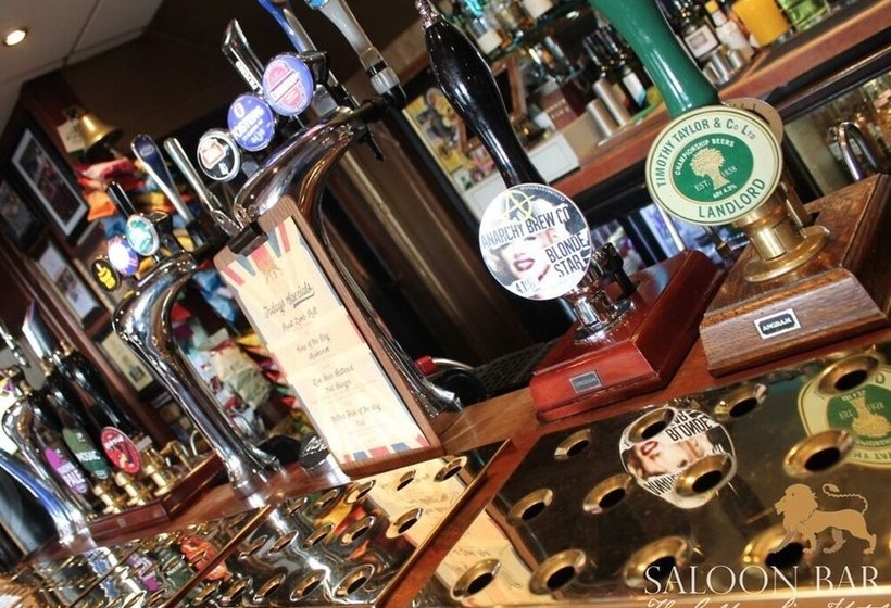 فندق فئة نجمة واحدة The Golden Lion  Allendale