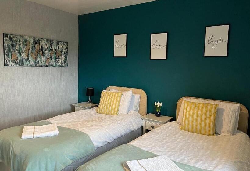 Хостел The Island View A1