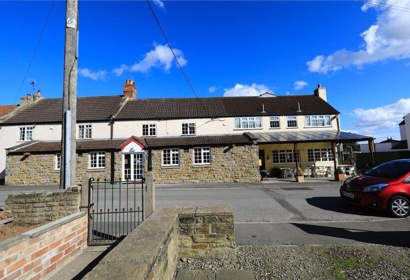 客栈  The Nags Head