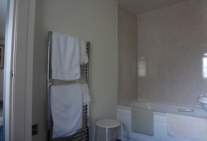 客栈  The Nags Head