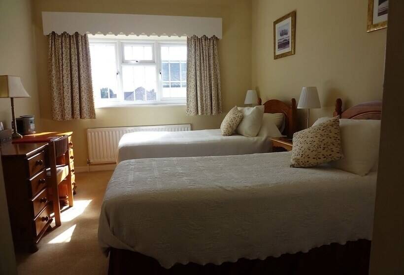 客栈  The Nags Head