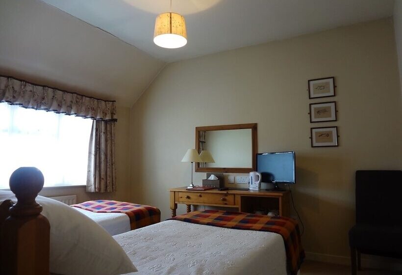 客栈  The Nags Head