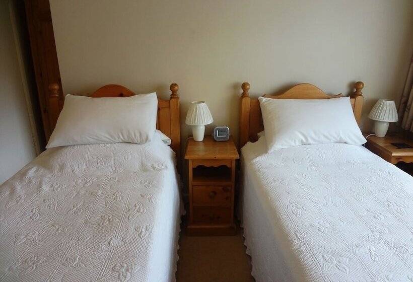 客栈  The Nags Head