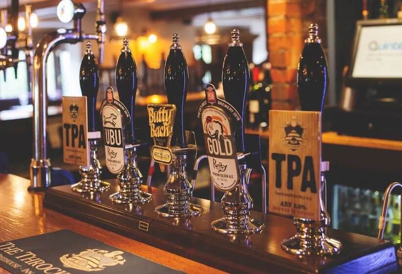 客栈  The Throckmorton