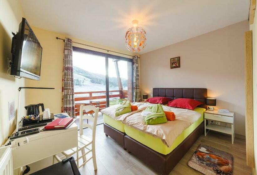 فندق Alpina Aquarelax  & Spa