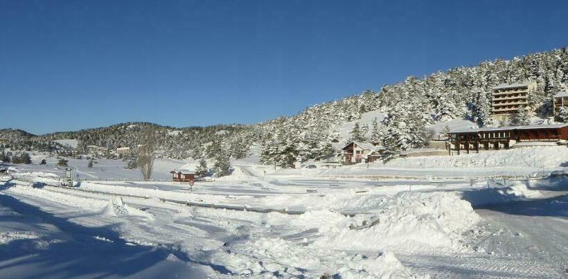 فندق Alpina Aquarelax  & Spa