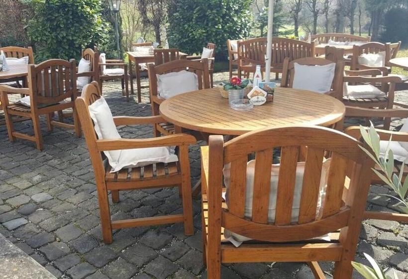 Отель Altes Bierhaus