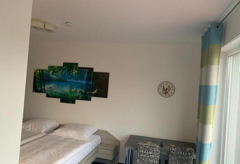 Отель Am Spielacker