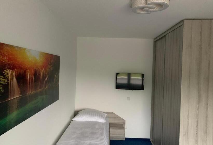 Отель Am Spielacker