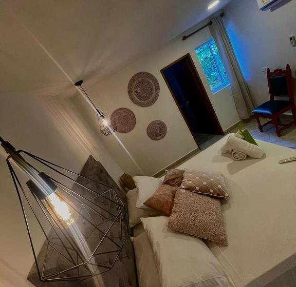 Отель Amaranthus