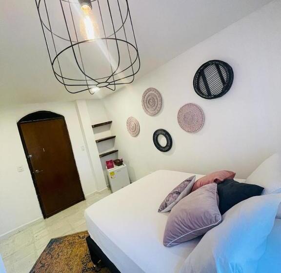 Отель Amaranthus