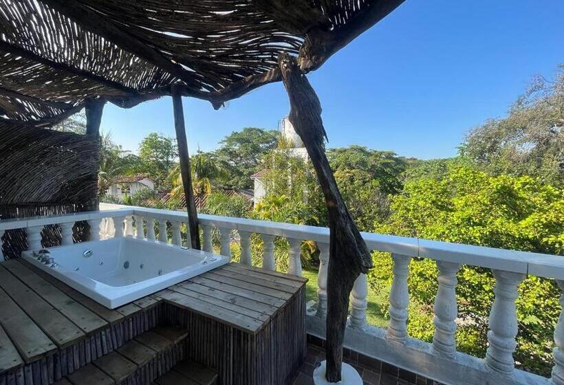 Отель Amaranthus