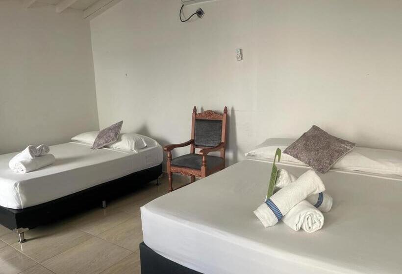 Отель Amaranthus