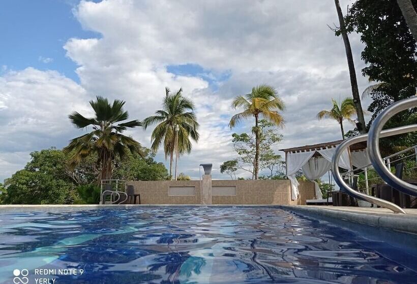 Отель Amaranthus