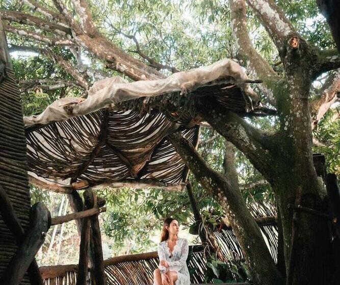 Отель Amaranthus