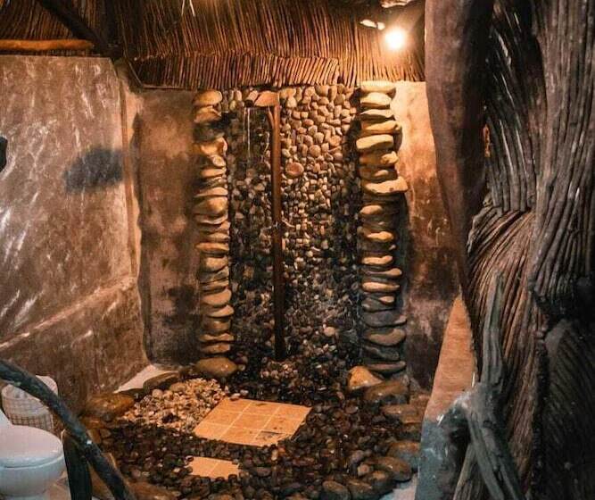 Отель Amaranthus