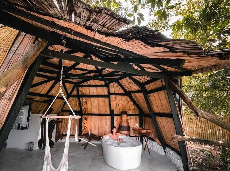 Отель Amaranthus