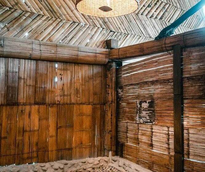 Отель Amaranthus